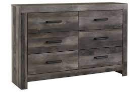 Wynnlow Six Drawer Dresser and Mirror (B440-31/B440-36) Ashley Furniture