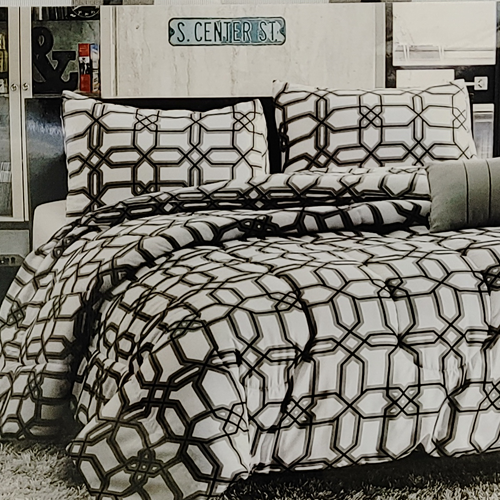 Lauren Taylor – Chloé Collection Assorted Mf Comforter Sets