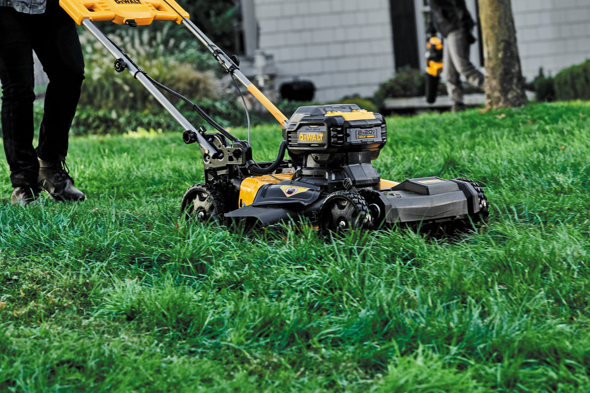Dewalt Self Propelled Lawn Mower Self Propelled Lawn Lawnmowers