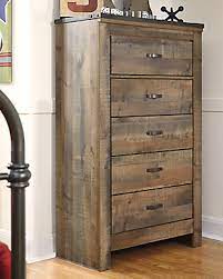Trinell Chest of Drawers (B446-46) Ashley Furniture
